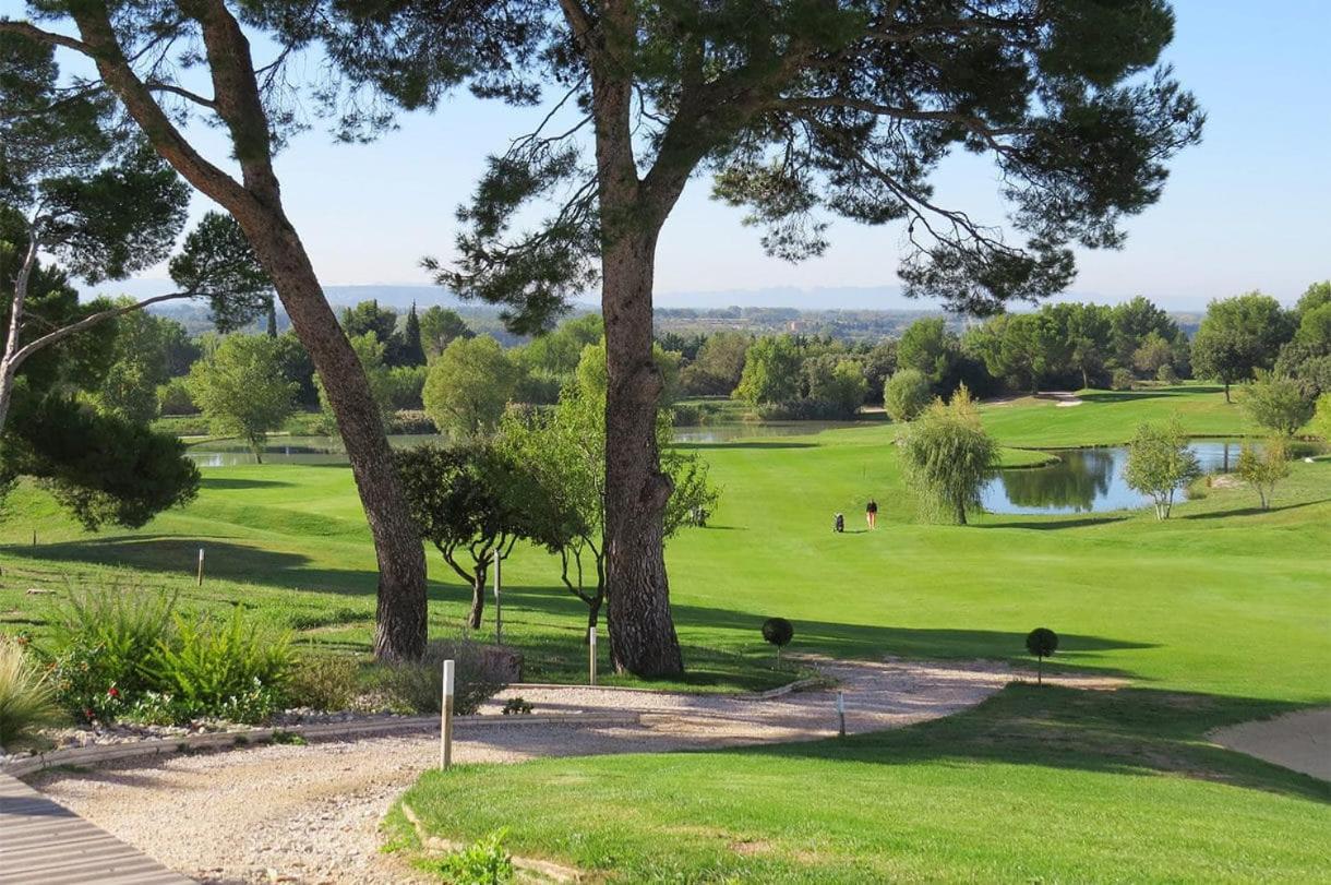 D Hotes Dans Le Vaucluse Holiday home *