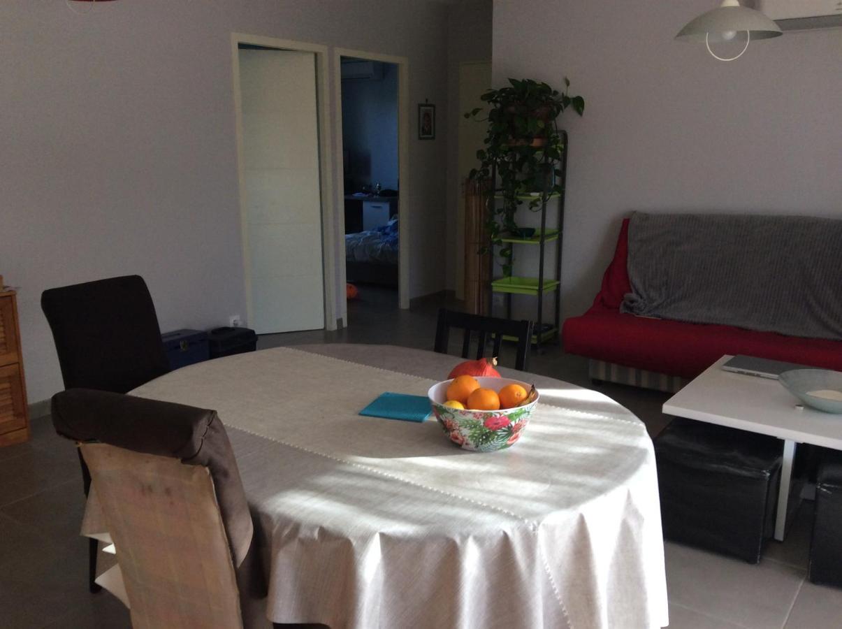 D Hotes Dans Le Vaucluse Holiday home Mazan